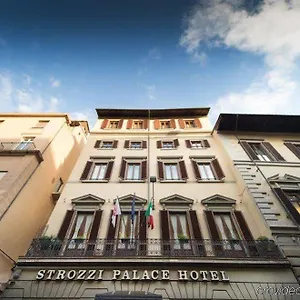 Strozzi Palace 4*, Florencia Italia