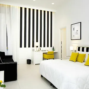 3* Pensión Nap Luxury Bovio