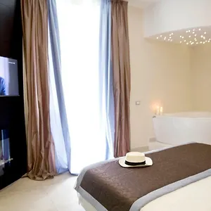 Holidays Boutique 4*, Roma Italia